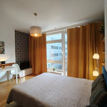 Krucza View Daire Varşova